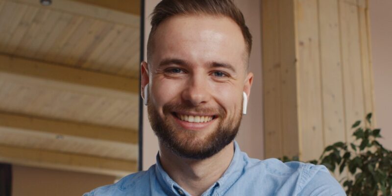 How To Create The Ideal Office Backdrop - Anyvoo